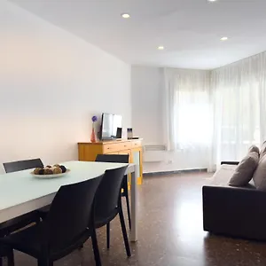 rentalmar-atlantida-apartamentos-salou.top-hotels-tarragona.com/